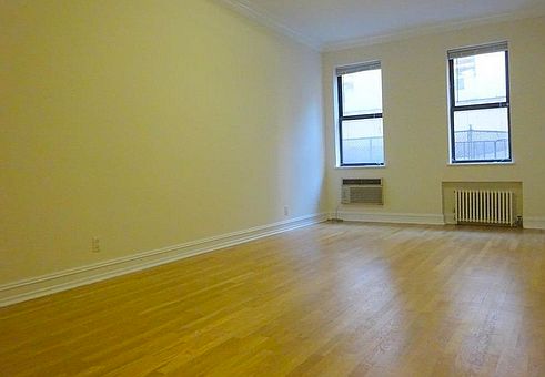 1st image of 111 W 68th St APT 4C