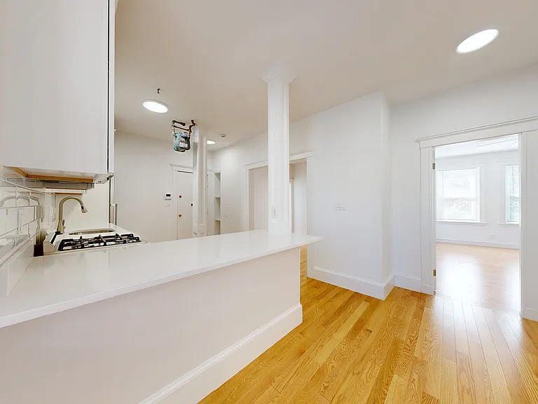 151 Park Dr #5 — Photo 10