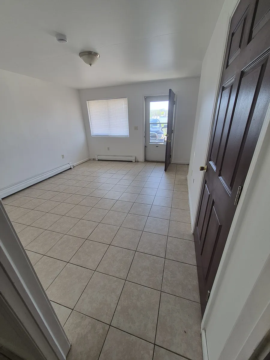 Building Photo - 3386 Lodge Ave #3384