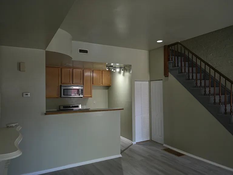 805 Russell Blvd #1 — Photo 7