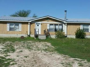 185 Ashton Cir, Orange Grove, TX 78372