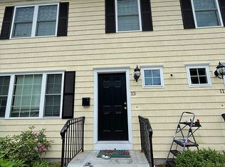 13 Spring St UNIT 13, Woburn, MA 01801