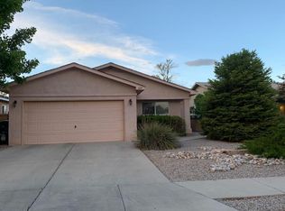 625 Santa Fe Meadows Dr NE, Rio Rancho, NM 87144