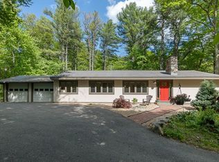 107 Newtown Rd, Acton, MA 01720