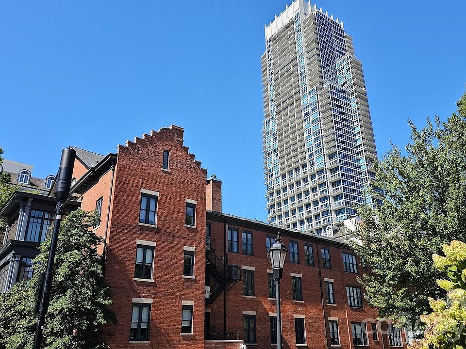 1st image of 229 N Poplar St APT 3