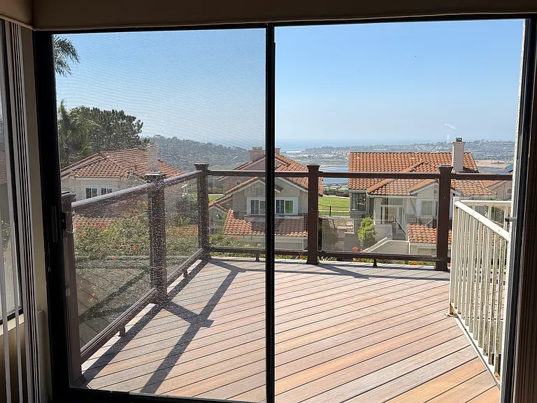 Deck off MBR