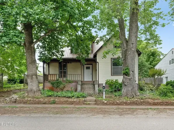 322 Lynn Ave, Athens, TN 37303