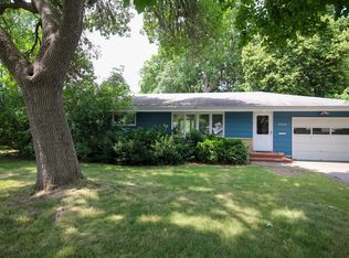 8648 Clinton Ave S, Bloomington, MN 55420