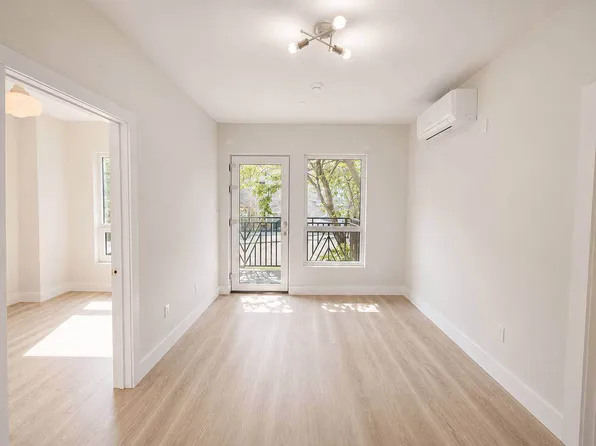 950 Bedford Avenue image 1 of 11