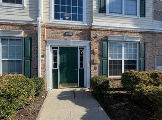 101 Limerick Ln, Phillipsburg, NJ 08865