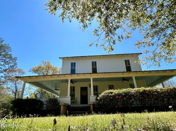 58 Hart Rd, Sandy Hook, MS 39478
