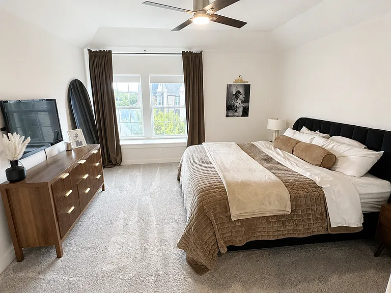 Master bedroom