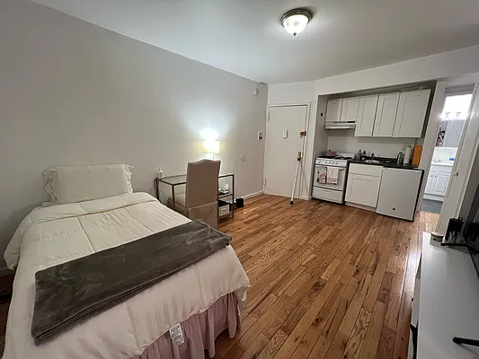 Rented by Jack B Shapiro | media 6