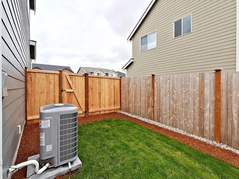 3127 14th Avenue Ct NW — Photo 2