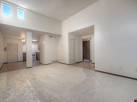 5th image of 1025 Baywood Dr APT A