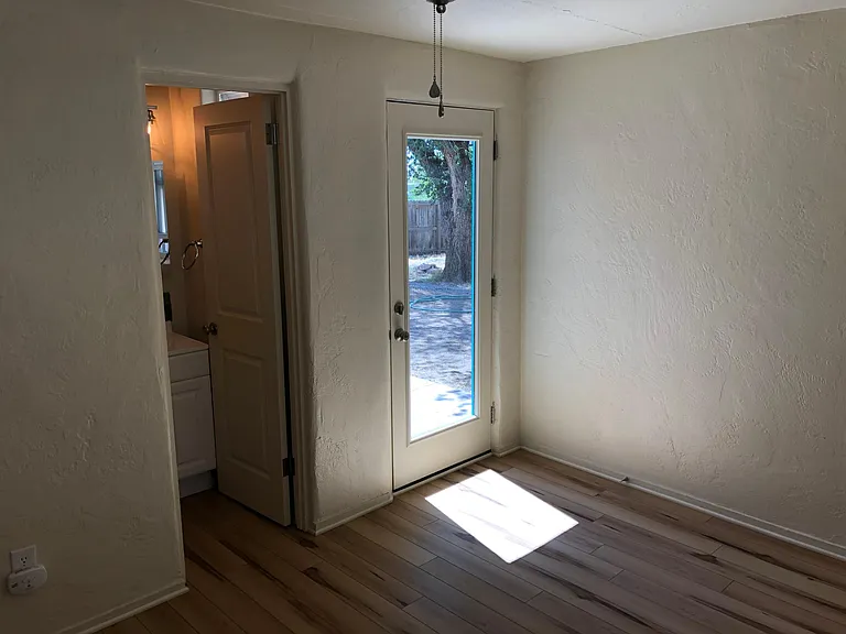 3309 Palomas Dr NE — Photo 9