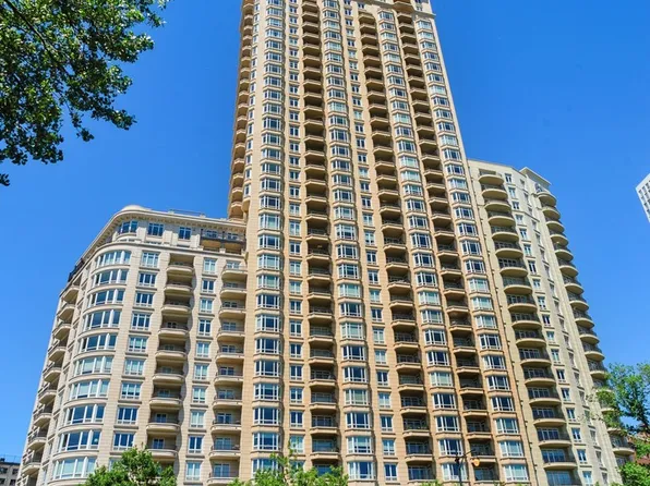 2550 N Lakeview Ave Unit S3802, Chicago, IL 60614