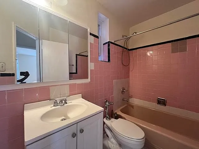 196 E 57th St #2 — Photo 18