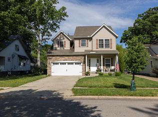 345 Kenilworth Rd, Bay Village, OH 44140