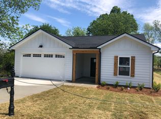 101 Shaw St, Fountain Inn, SC 29644