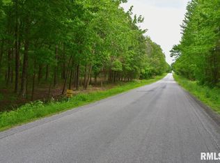 2 Battleford Rd, Stonefort, IL 62987