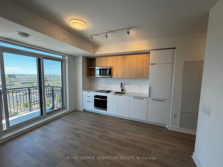 1185 Dupont St #1601 — Photo 10