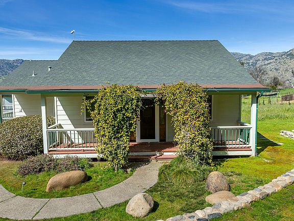 3rd image of 42148 South Fork Drive