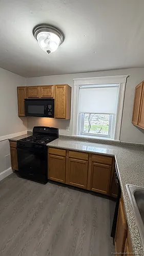 17 Russell St #5 Photo 1