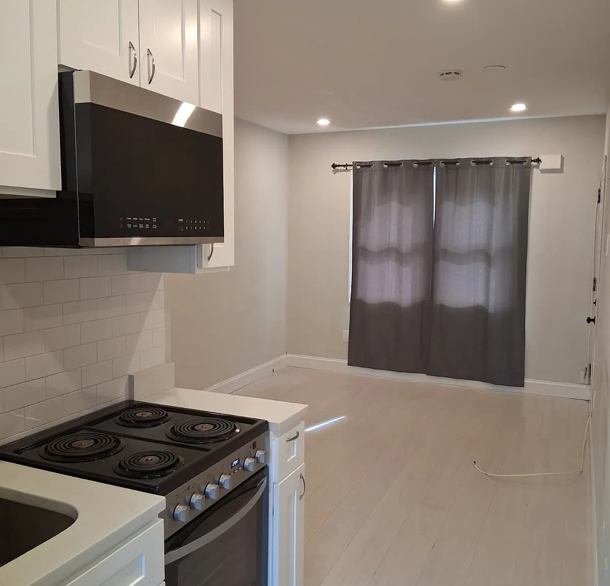 Studio, $1,550 — Photo 2