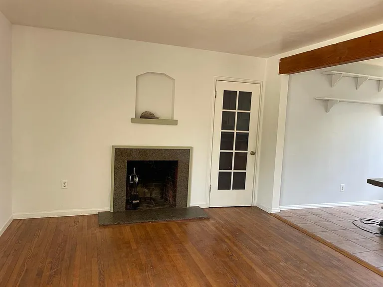 1398 Curtis St — Photo 8