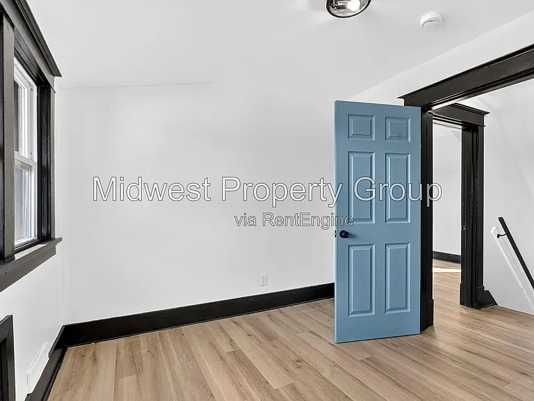 11560 Old Halls Ferry Rd — Photo 31