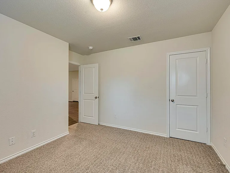 3613 Robbie Run — Photo 18