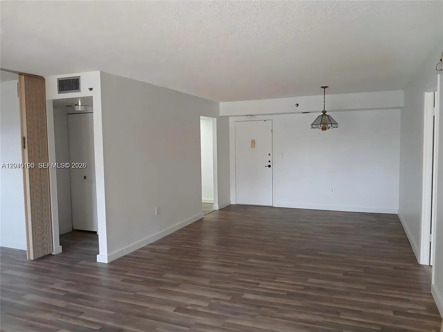 Park Place Condominium No — Photo 1