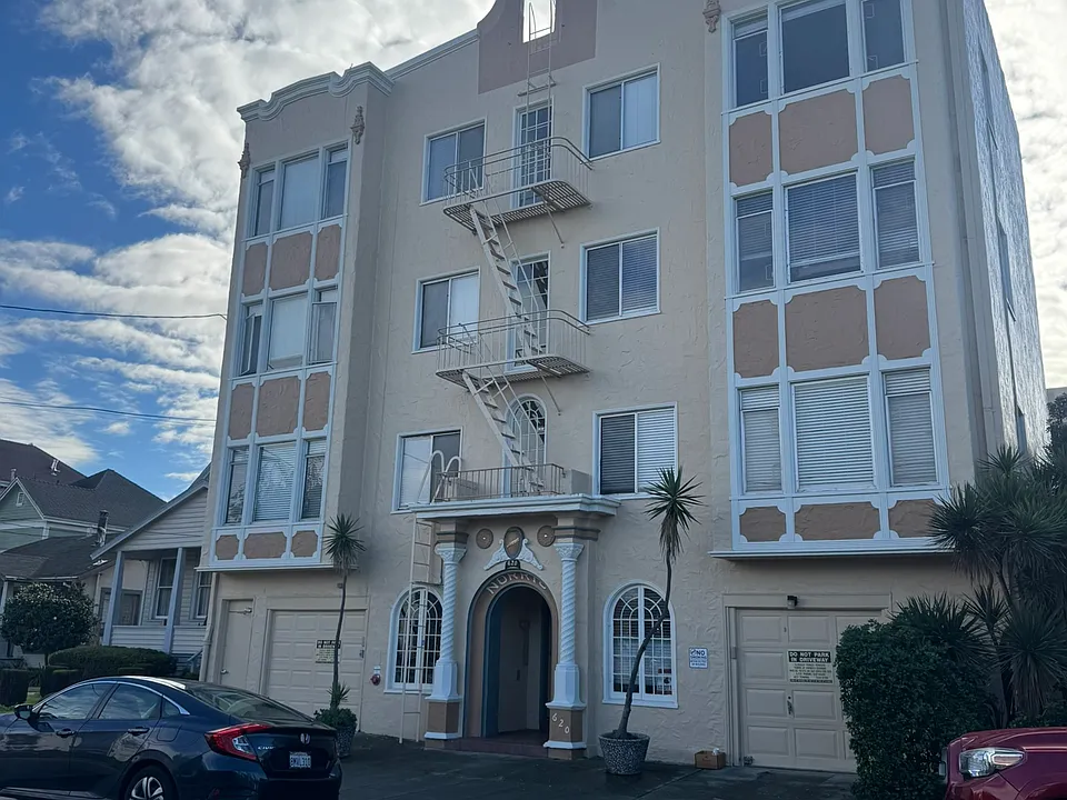 Norris Apartments