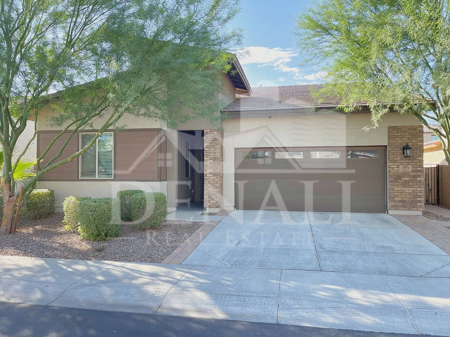 3 bed, 2.0 bath, 1712 sqft, $2,495 — Photo 1