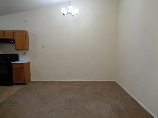 1736 Hazelwood St — Photo 10