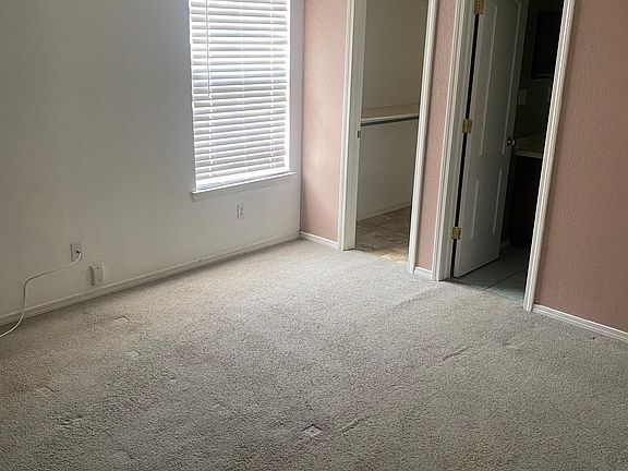 5th image of 11737 Riverstone Dr