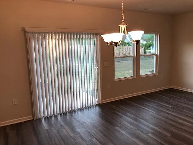 904 Clearhaven Ln — Photo 8