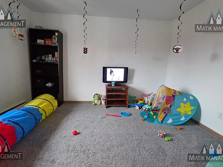 2651 Malmquist Ave — Photo 23