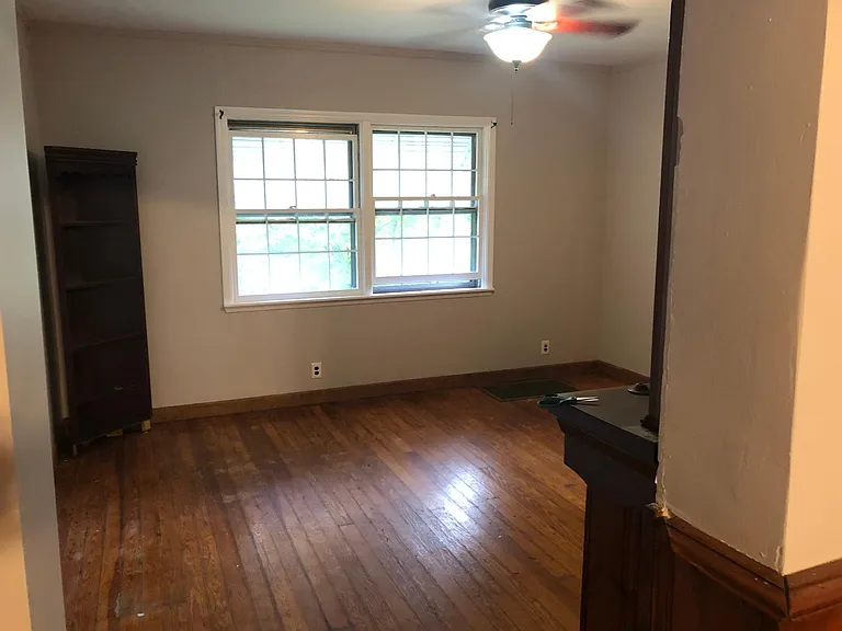 1103 Burnett Ave — Photo 6