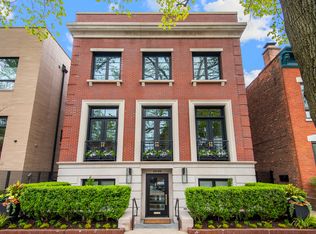 2245 N Magnolia Ave, Chicago, IL 60614