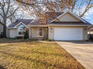 3846 W Greenwood St, Springfield, MO 65807