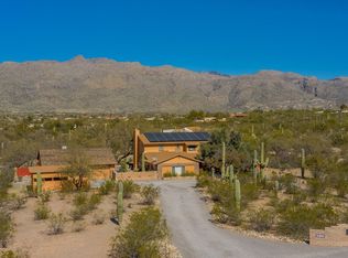 10525 E Calle Vaqueros, Tucson, AZ 85749