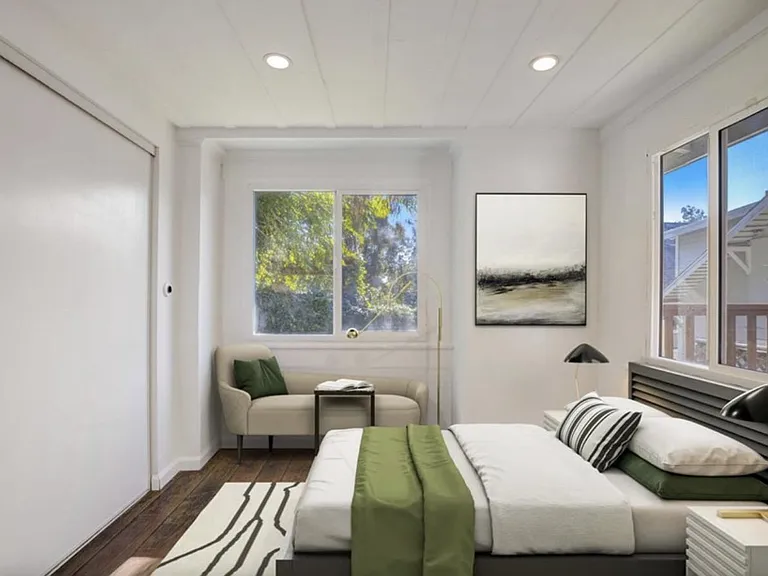 2166 1/2 Echo Park Ave — Photo 9