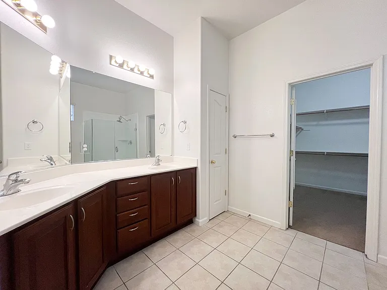 9721 Toscano Dr — Photo 43