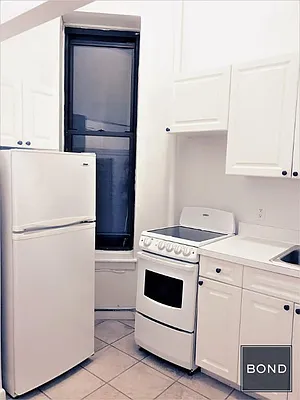 Rented by Bond New York | media 8