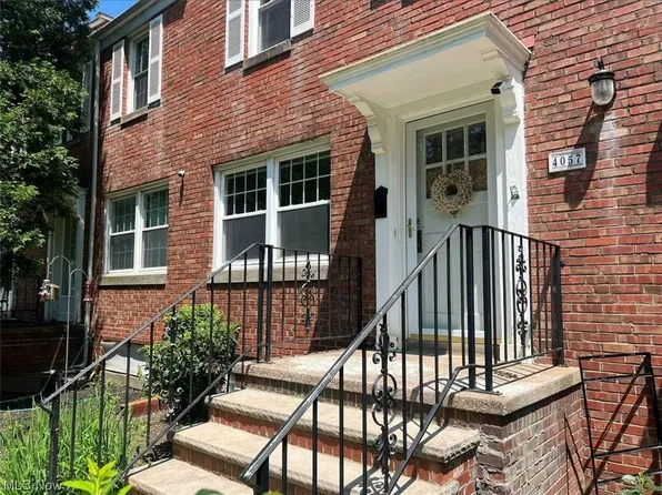 4057 Township Pkwy, Highland Hills, OH 44122