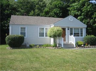 17 Nicholas Dr, East Haven, CT 06512