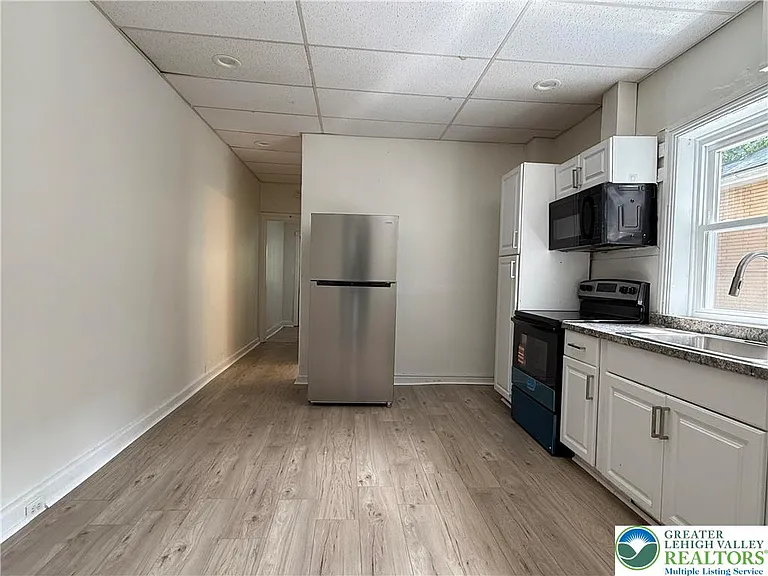423 Front St #2 — Photo 7