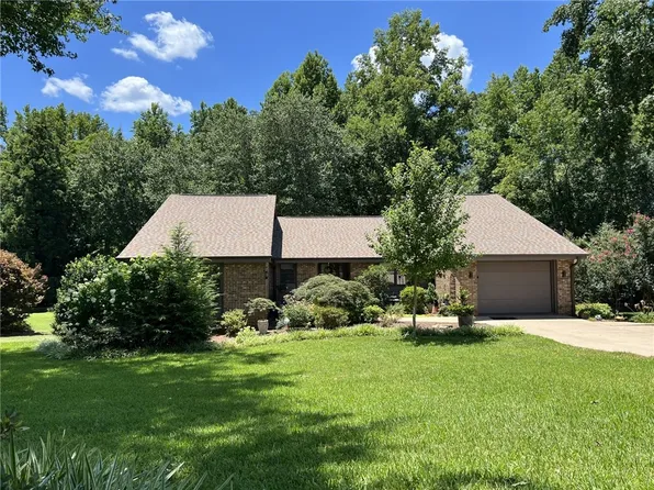 1010 Keystone Ln, Clemson, SC 29631